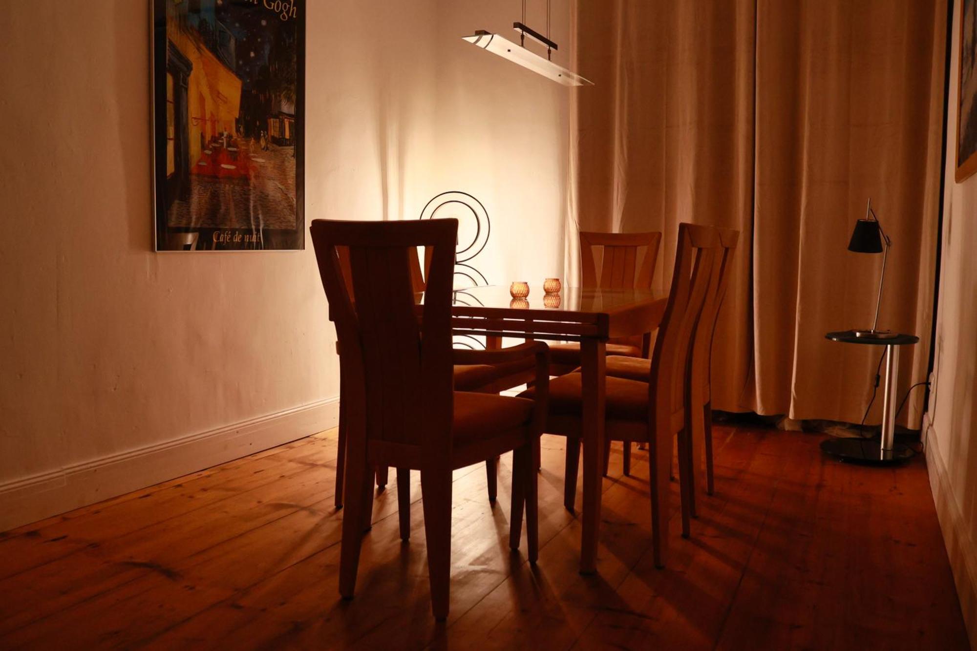 Besondere Ferienwohnung In เคอนิกสลูทเทอร์ อัม เอล์ม ภายนอก รูปภาพ